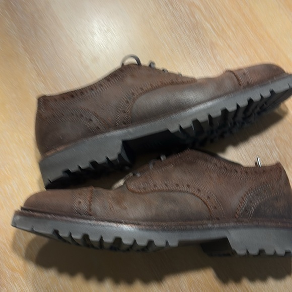 Allen Edmonds Classic cap toe in unique dk brown waxed suede. 8D weatherproof! - Picture 9 of 9